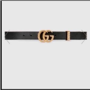 Gucci belt 
Leather belt with torchon double G buckle 
Size 75
1 inch